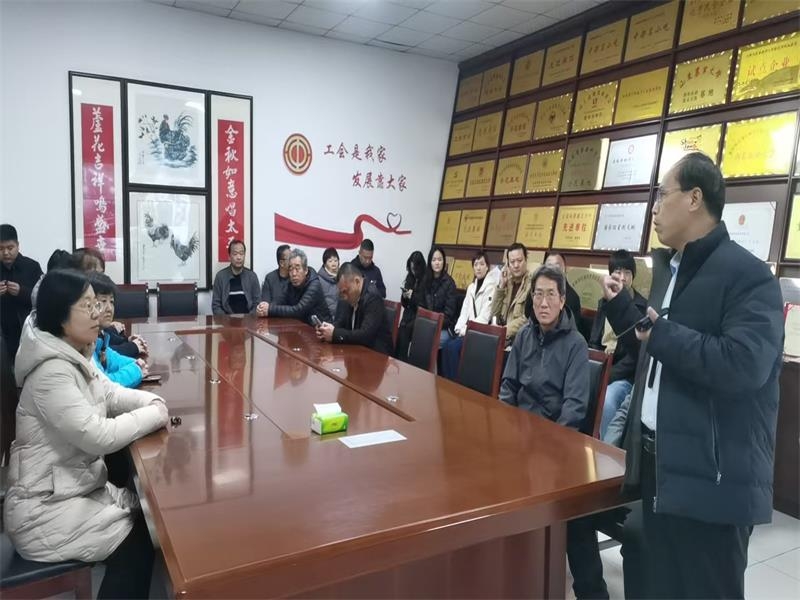 民盟濟(jì)寧市委一行蒞臨金秋農(nóng)牧公司觀摩考察